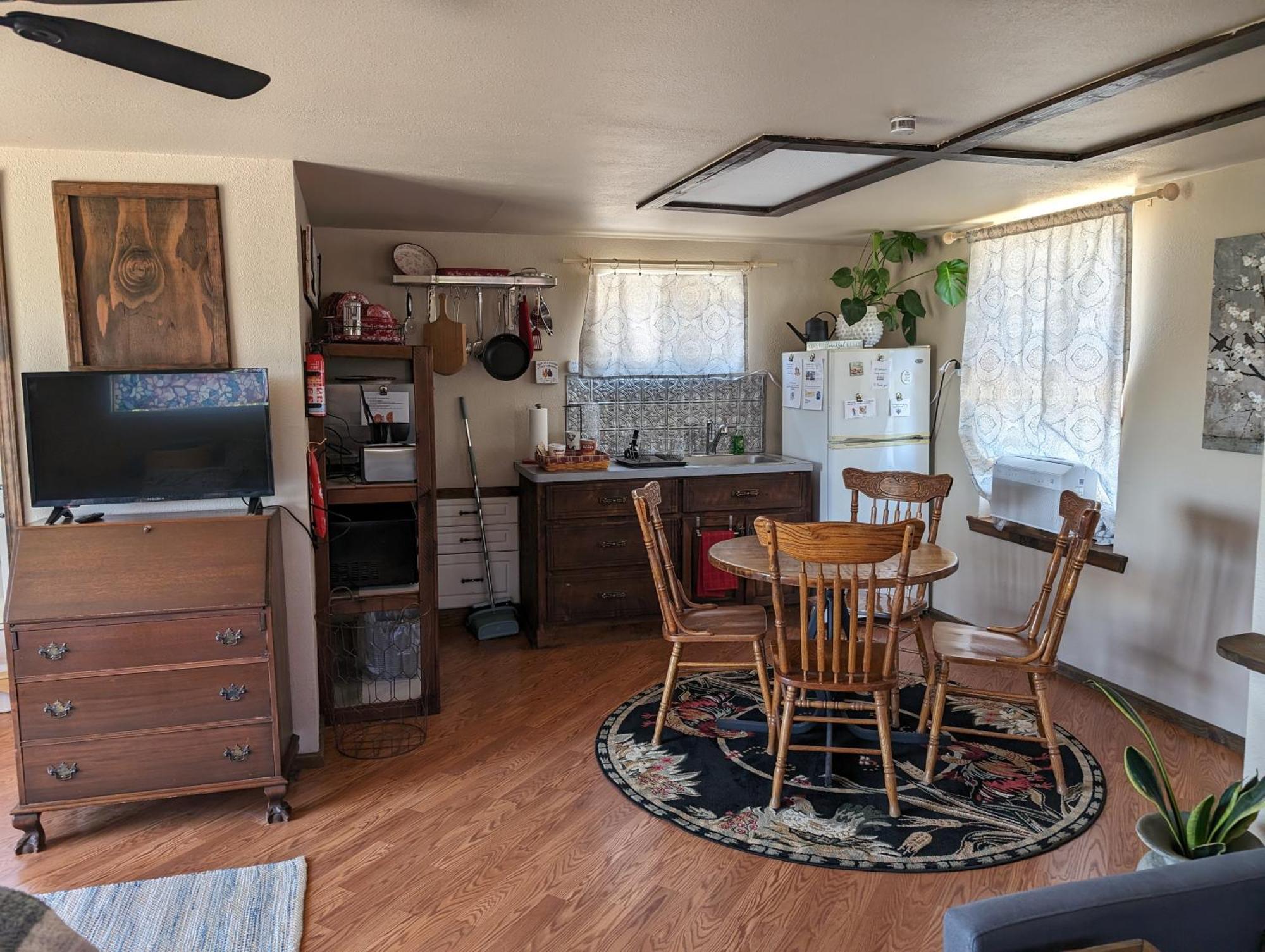 Rustic Rooms Barn Loft Yokuts Valley  Exterior photo